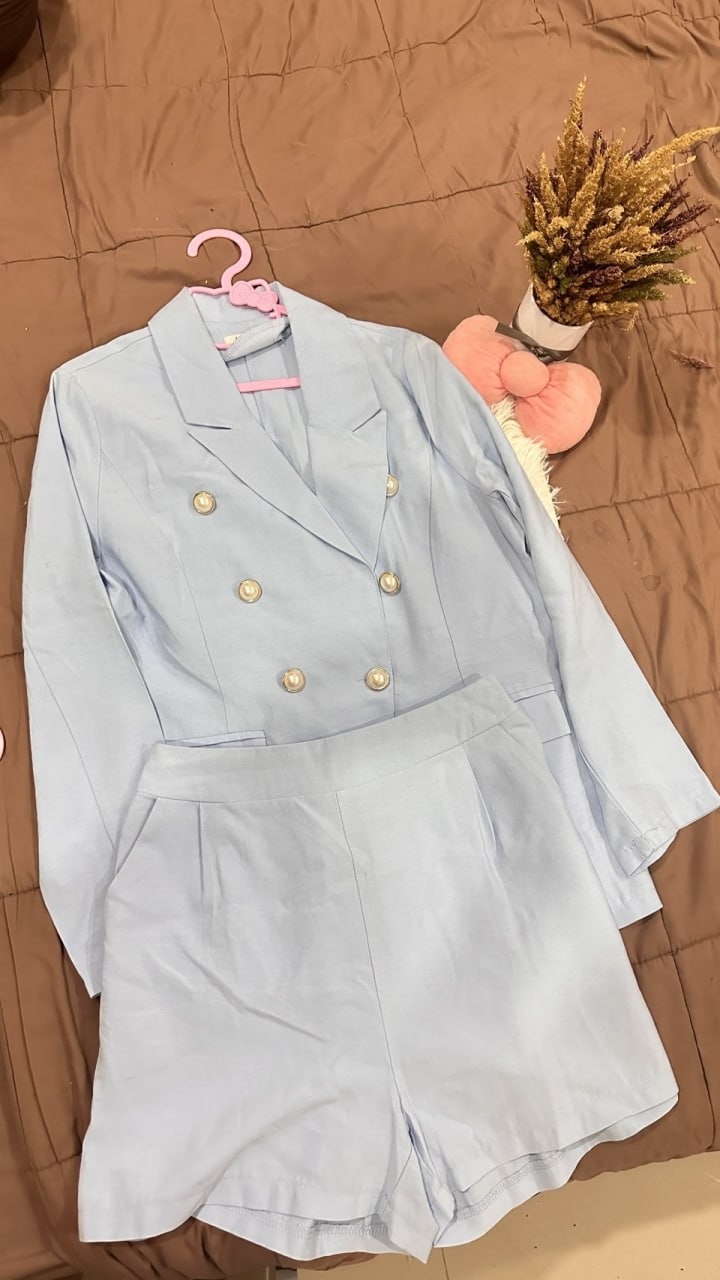 เสื่อผ้าตนเอง589