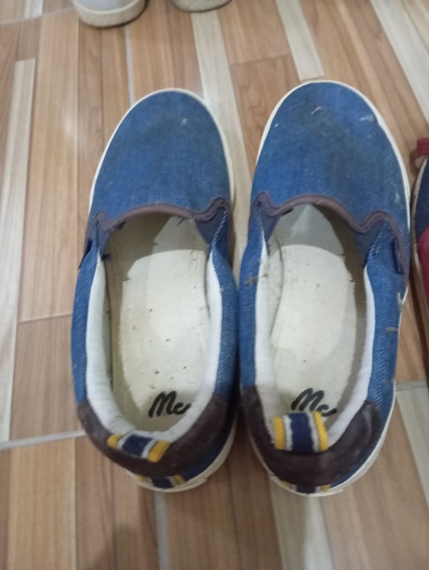 มือสองพร้อมใช่