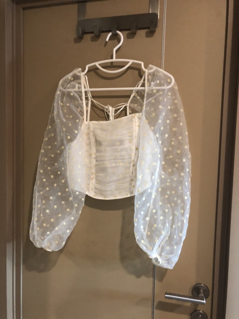 เสื้อผ้า255-77